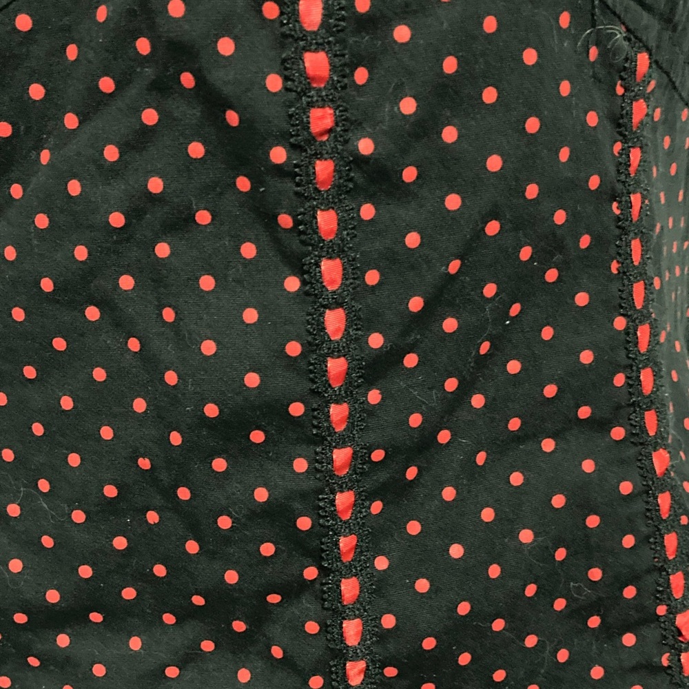 Elegant Black and Red Women's Blouse - Picture 4 of 10